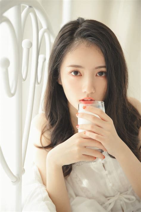 《表妹万福》正式杀青 宋祖儿陈鑫海并肩闯关 逆风奔赴“表妹江湖”	